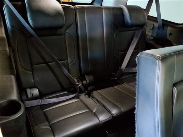 used 2015 Chevrolet Suburban car, priced at $14,988
