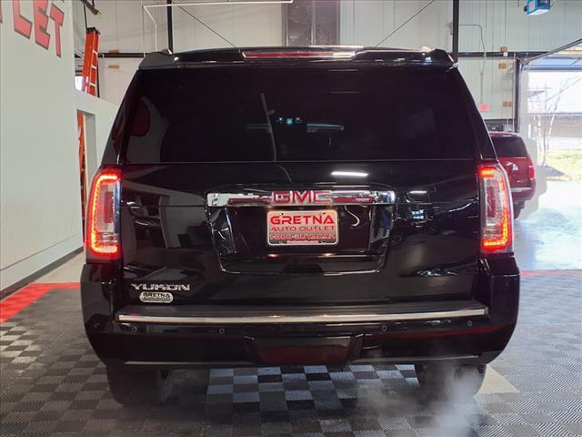 used 2017 GMC Yukon car
