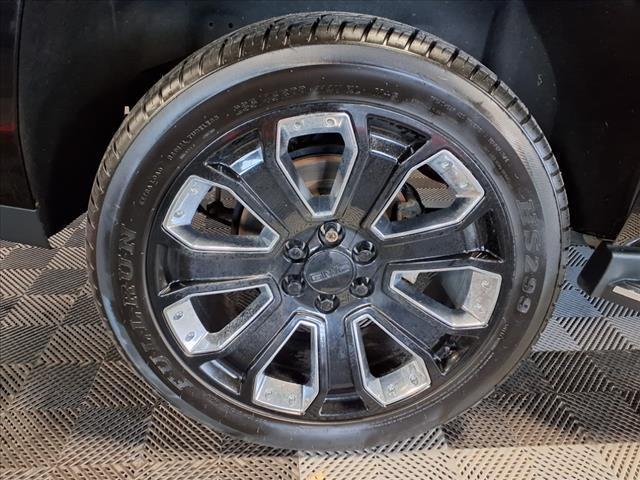 used 2017 GMC Yukon car