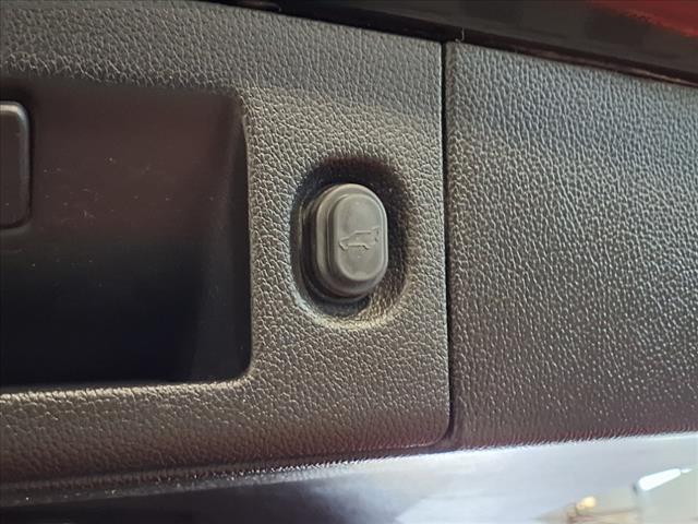 used 2017 GMC Yukon car