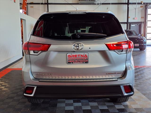 used 2019 Toyota Highlander car, priced at $25,988