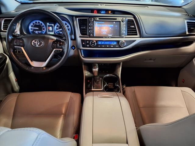 used 2019 Toyota Highlander car, priced at $25,988