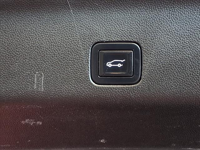 used 2022 Chevrolet Suburban car, priced at $49,988