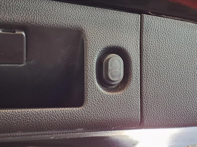 used 2016 GMC Yukon car, priced at $24,988