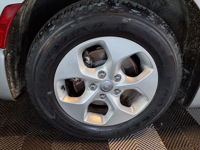 used 2017 Chrysler Pacifica car