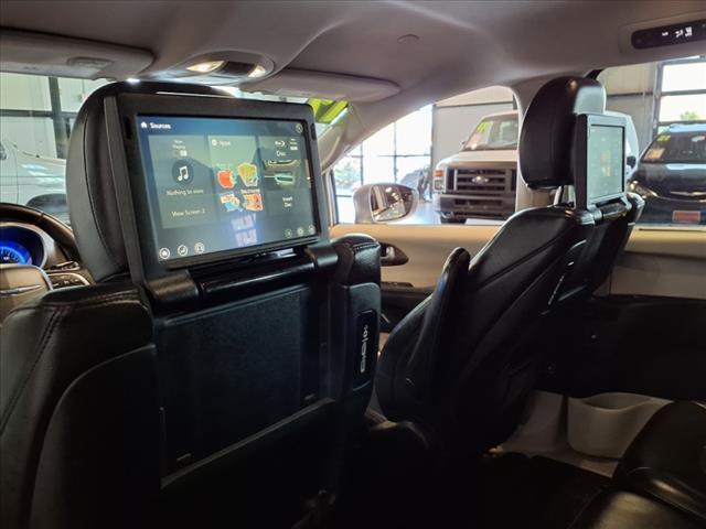 used 2017 Chrysler Pacifica car