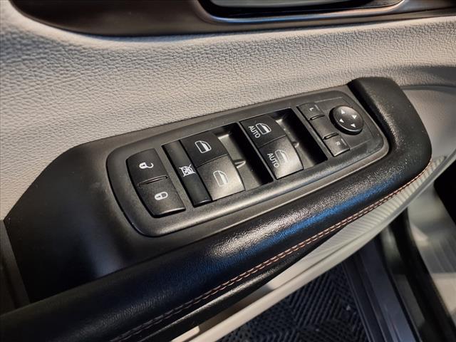 used 2018 Chrysler Pacifica car