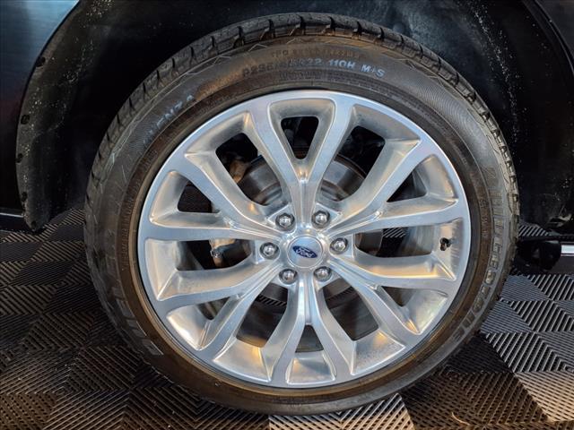used 2019 Ford Expedition car, priced at $27,488