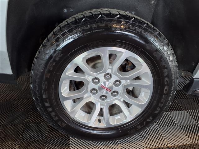 used 2019 GMC Yukon XL car, priced at $26,988