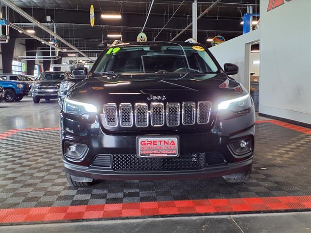 used 2019 Jeep Cherokee car, priced at $15,988