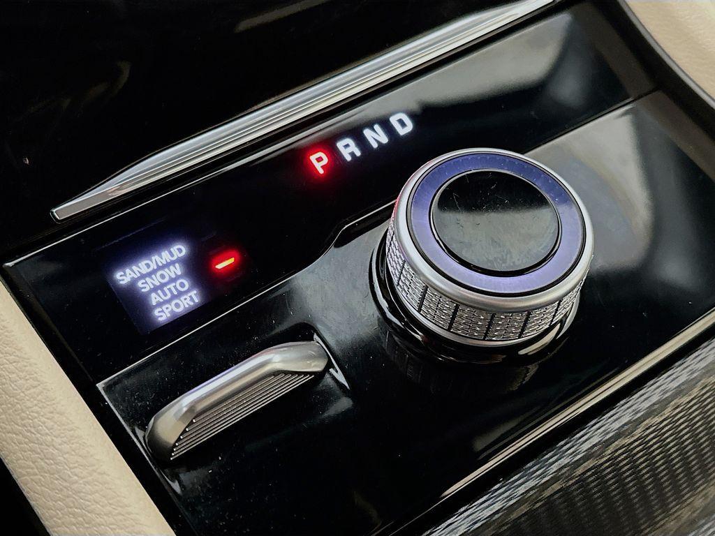 used 2024 Jeep Grand Cherokee car, priced at $39,595