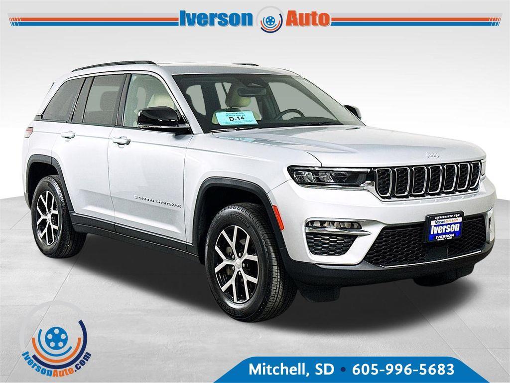 used 2024 Jeep Grand Cherokee car, priced at $38,595
