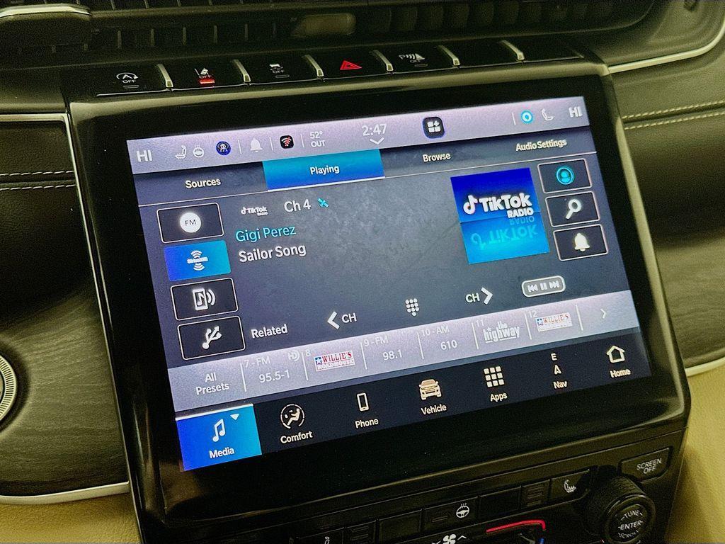 used 2024 Jeep Grand Cherokee car, priced at $39,595