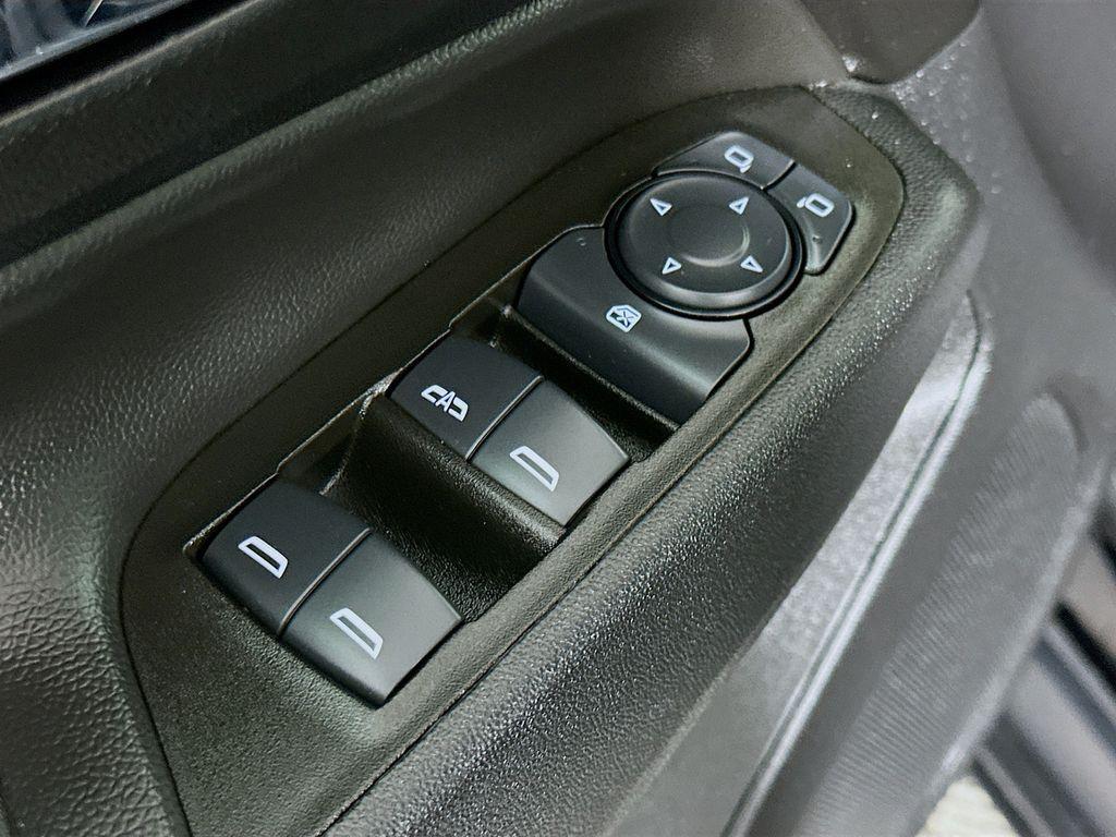 used 2024 Chevrolet Equinox car, priced at $26,995