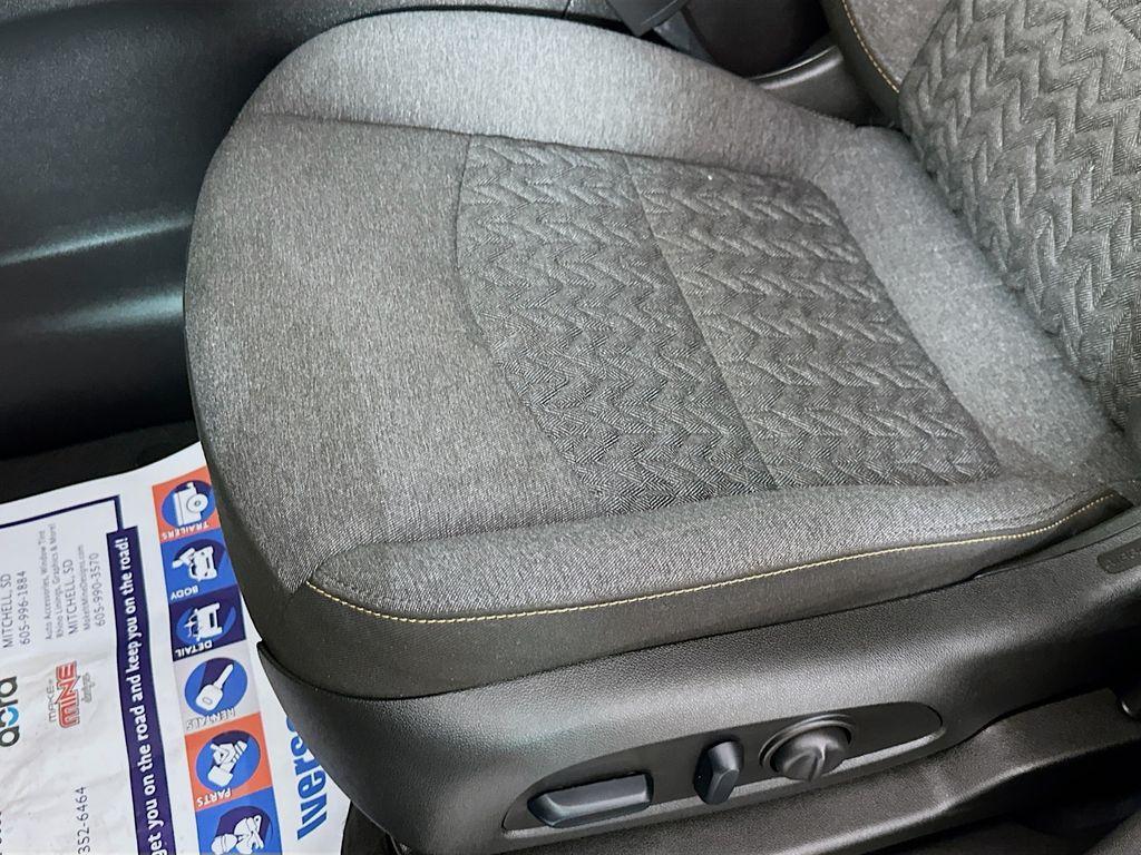 used 2024 Chevrolet Equinox car, priced at $26,995
