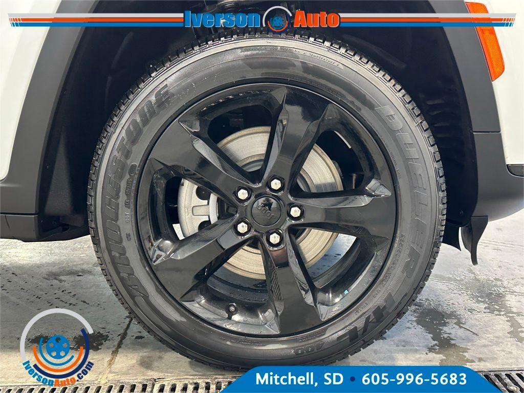 new 2025 Jeep Grand Cherokee L car, priced at $43,053