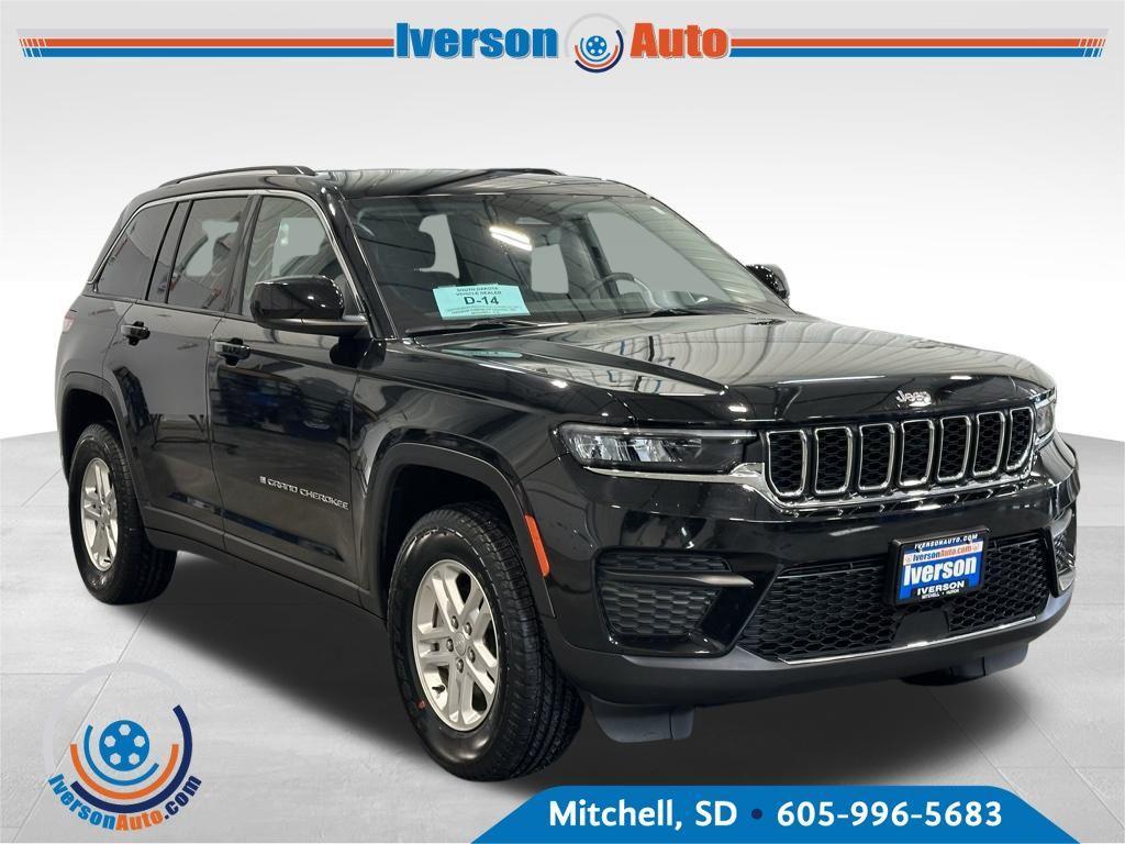 used 2022 Jeep Grand Cherokee car, priced at $27,495