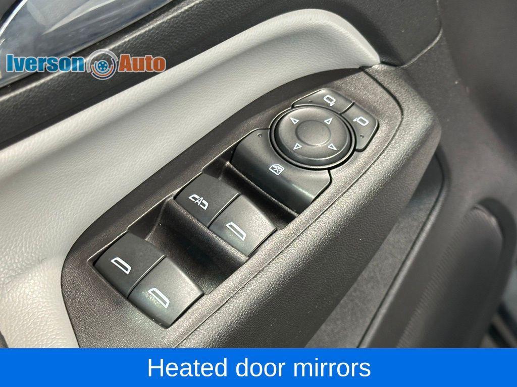 used 2022 Chevrolet Equinox car, priced at $22,595