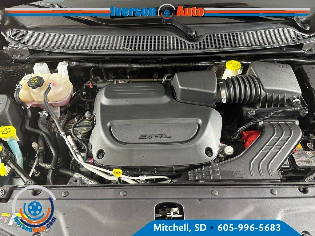 used 2024 Chrysler Pacifica car, priced at $29,495
