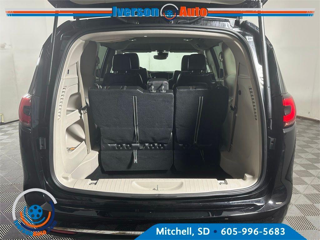 used 2024 Chrysler Pacifica car, priced at $29,495