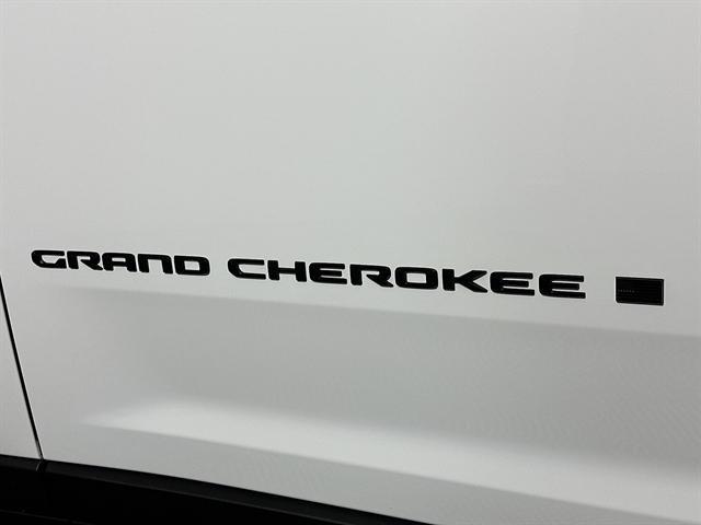 new 2025 Jeep Grand Cherokee L car, priced at $52,905