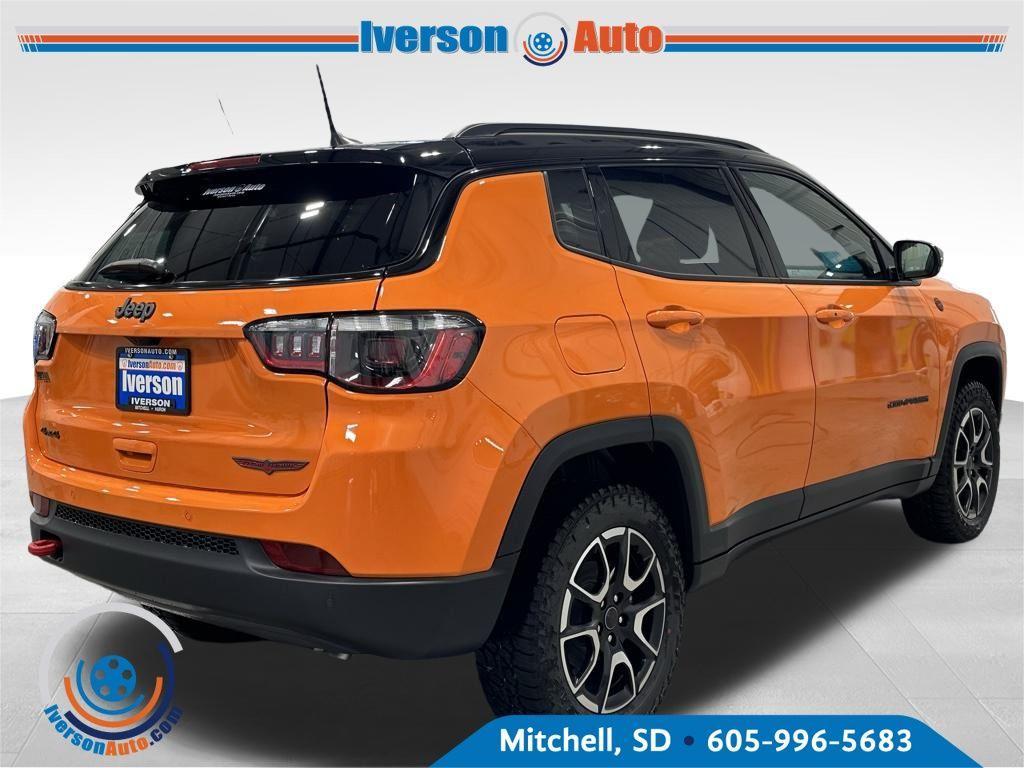 new 2026 Jeep Compass car, priced at $34,678