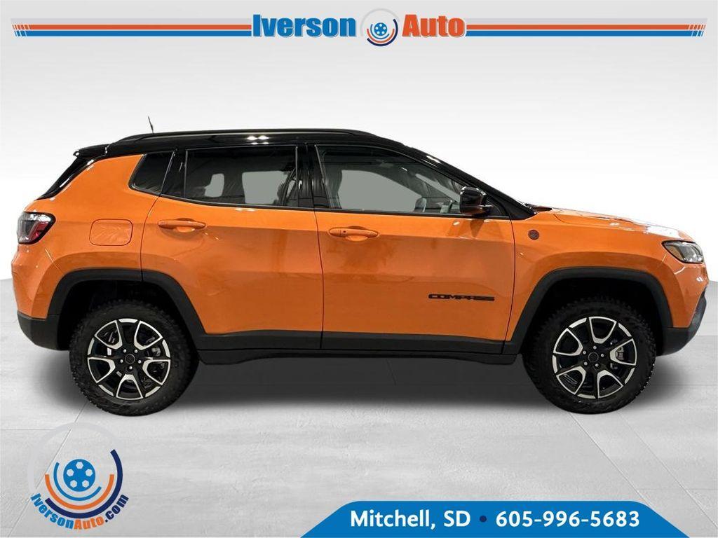 new 2026 Jeep Compass car, priced at $34,678