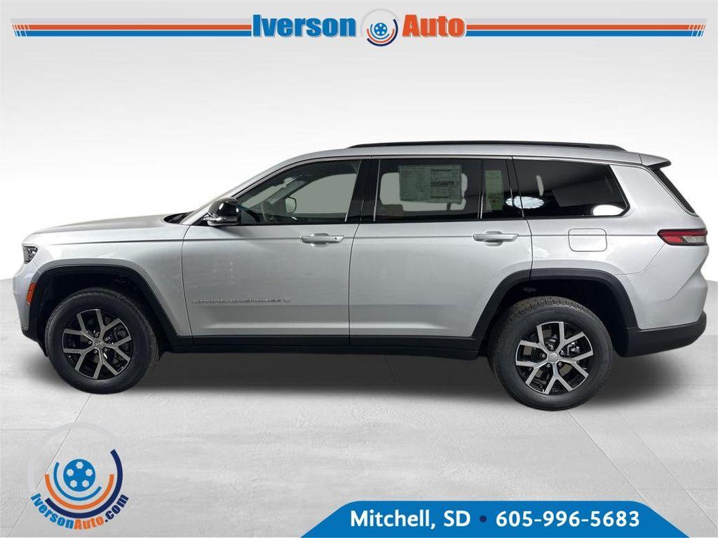 new 2025 Jeep Grand Cherokee L car, priced at $45,966