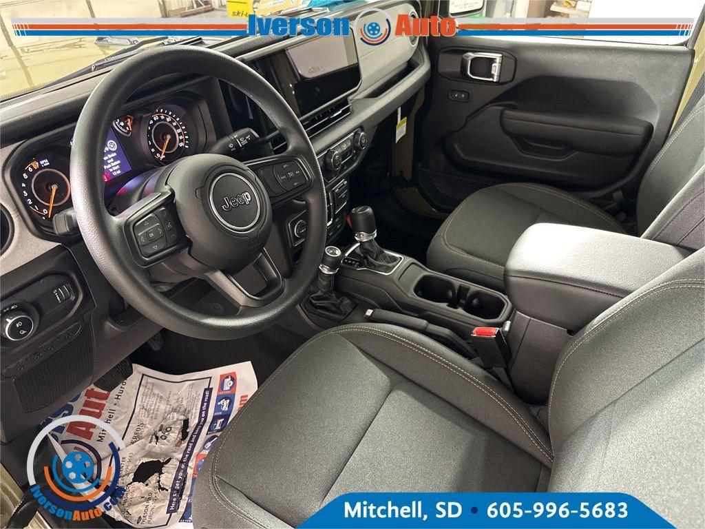 new 2025 Jeep Gladiator car, priced at $44,509