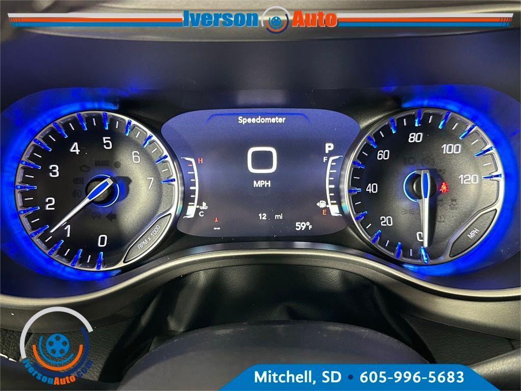 new 2026 Chrysler Pacifica car, priced at $44,368