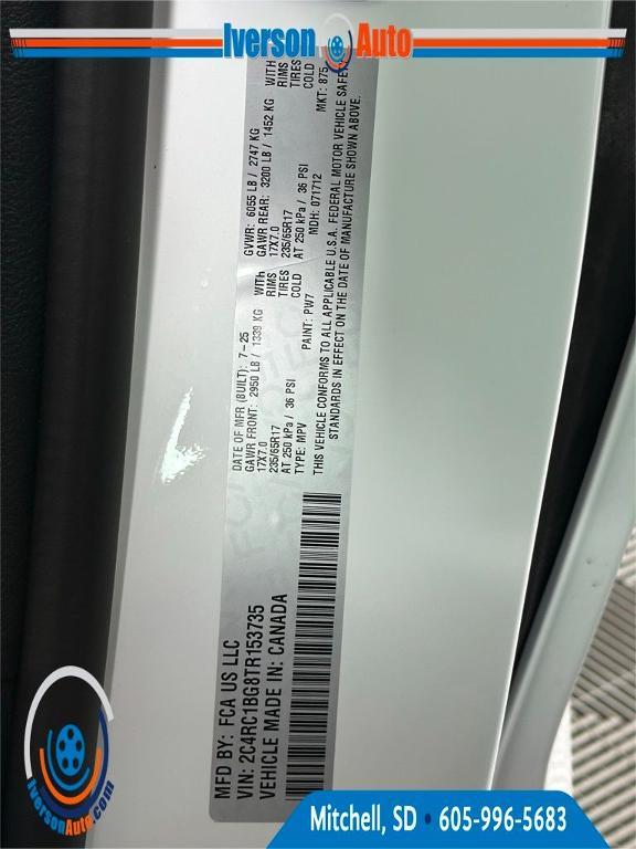 new 2026 Chrysler Pacifica car, priced at $44,368