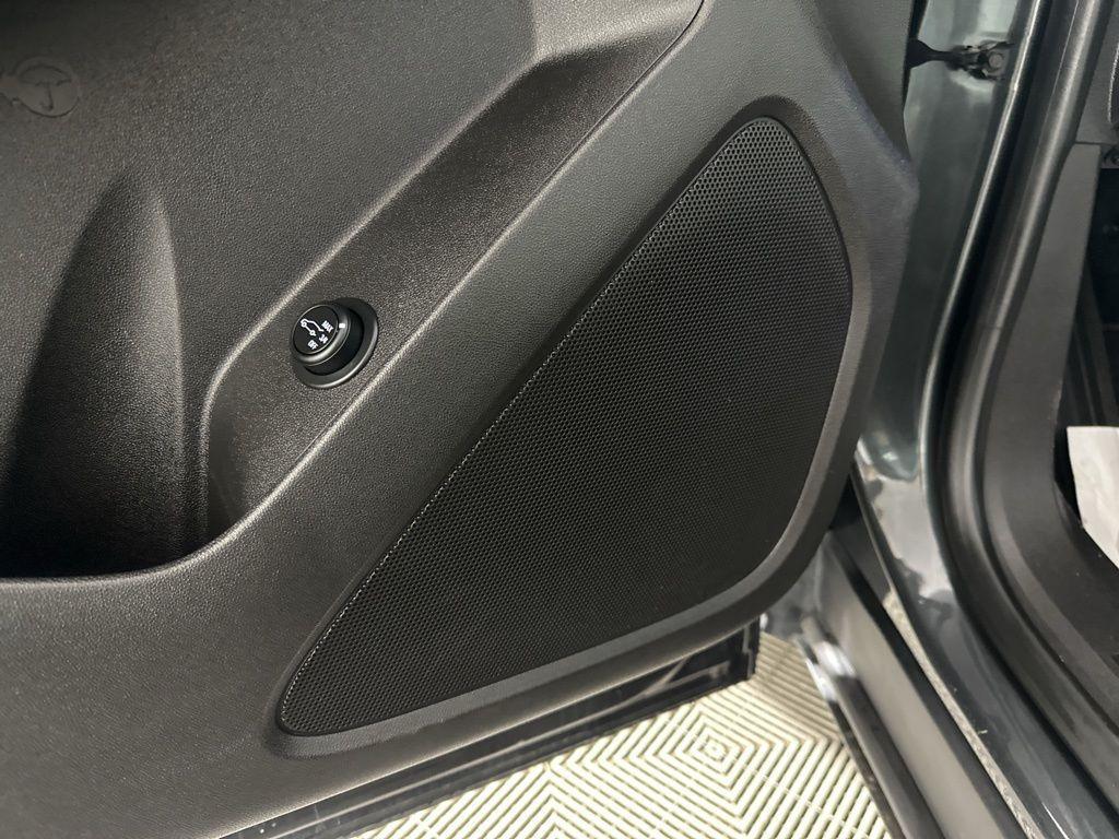 used 2019 Chevrolet Equinox car, priced at $18,490
