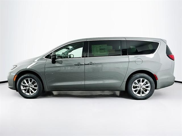 new 2025 Chrysler Pacifica car, priced at $44,792