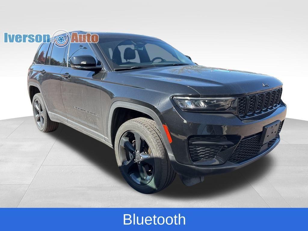 used 2022 Jeep Grand Cherokee car, priced at $34,495