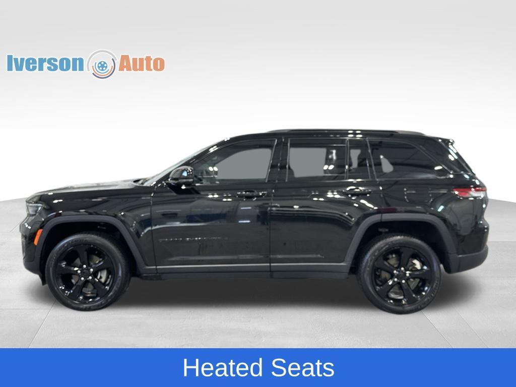 used 2022 Jeep Grand Cherokee car, priced at $34,495