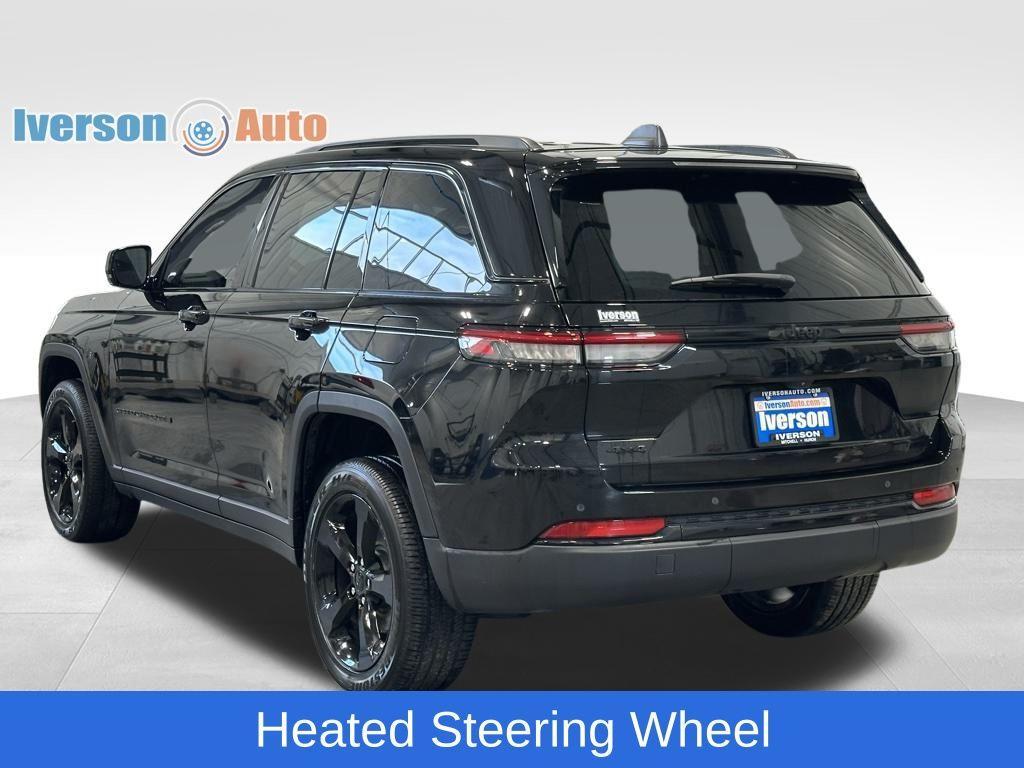 used 2022 Jeep Grand Cherokee car, priced at $34,495