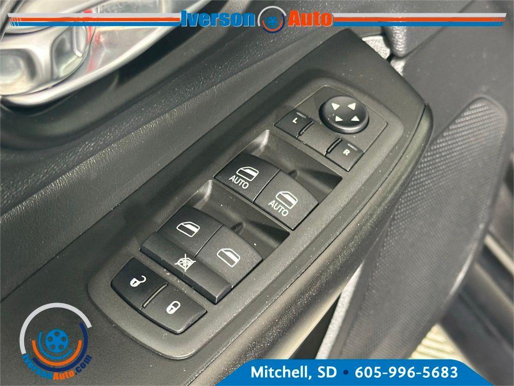 used 2022 Jeep Cherokee car, priced at $26,995
