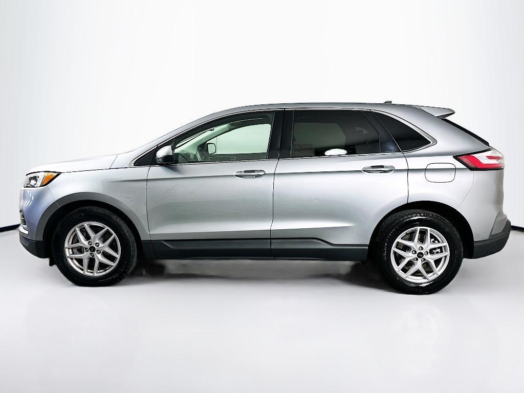 used 2024 Ford Edge car, priced at $30,275