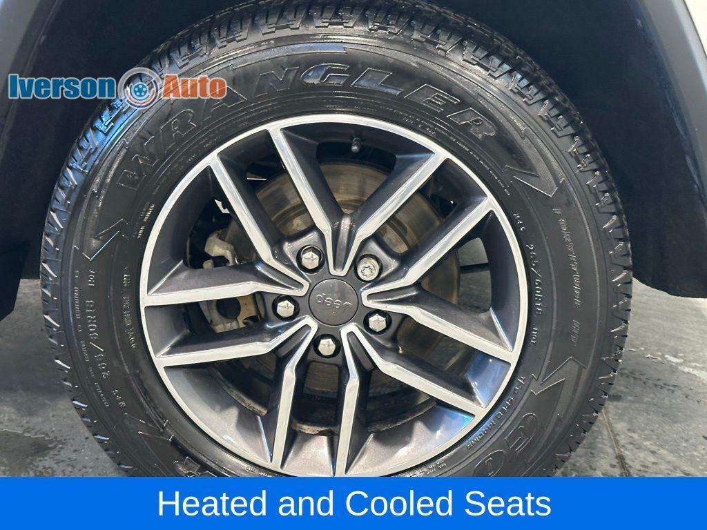 used 2020 Jeep Grand Cherokee car, priced at $13,995