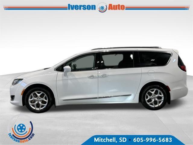 used 2017 Chrysler Pacifica car, priced at $19,795