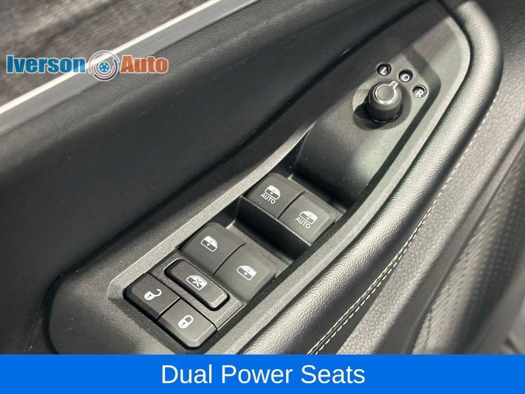 used 2024 Jeep Grand Cherokee L car, priced at $37,995