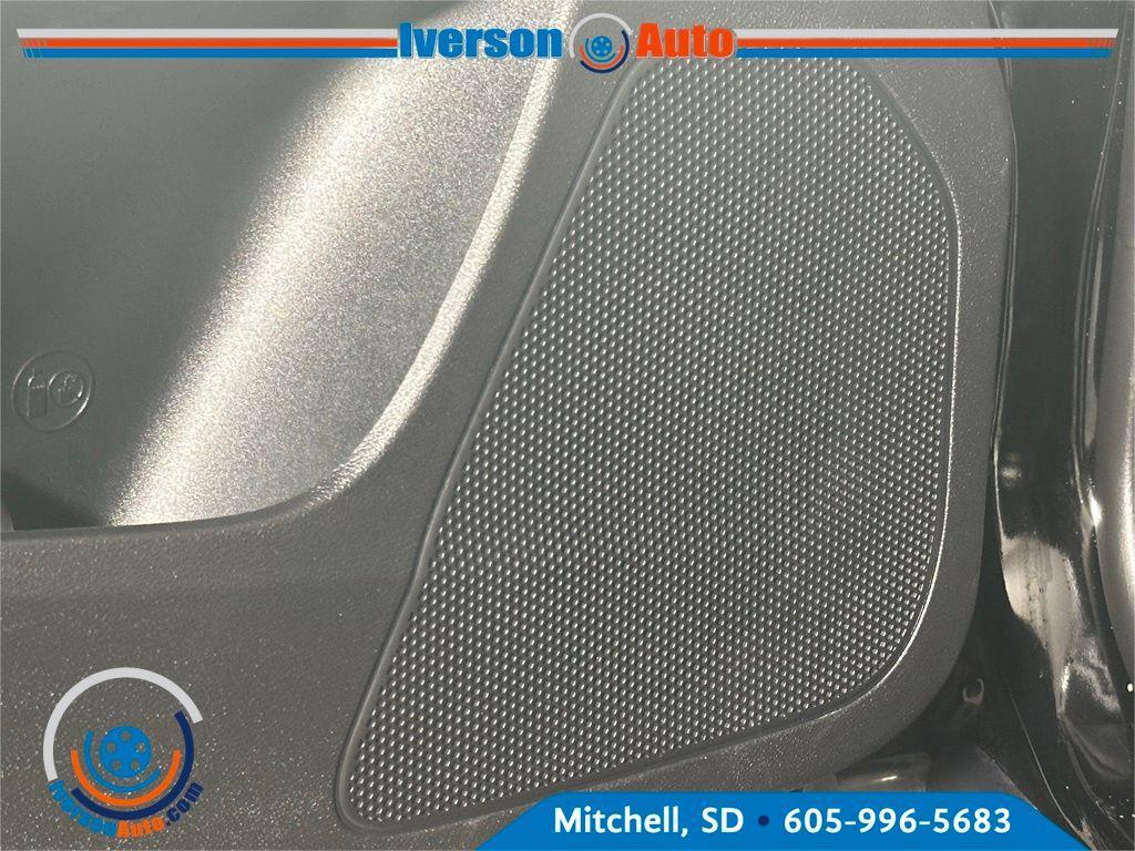 used 2022 Jeep Cherokee car, priced at $27,595