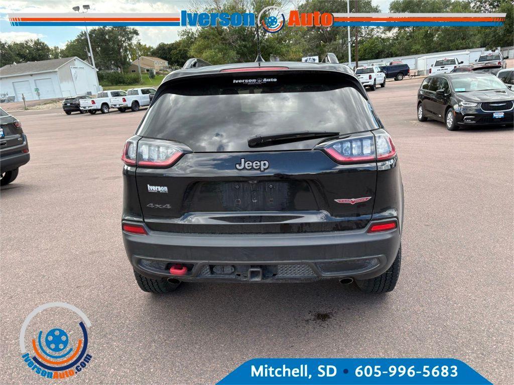 used 2022 Jeep Cherokee car