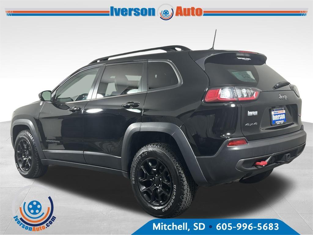 used 2022 Jeep Cherokee car, priced at $27,595