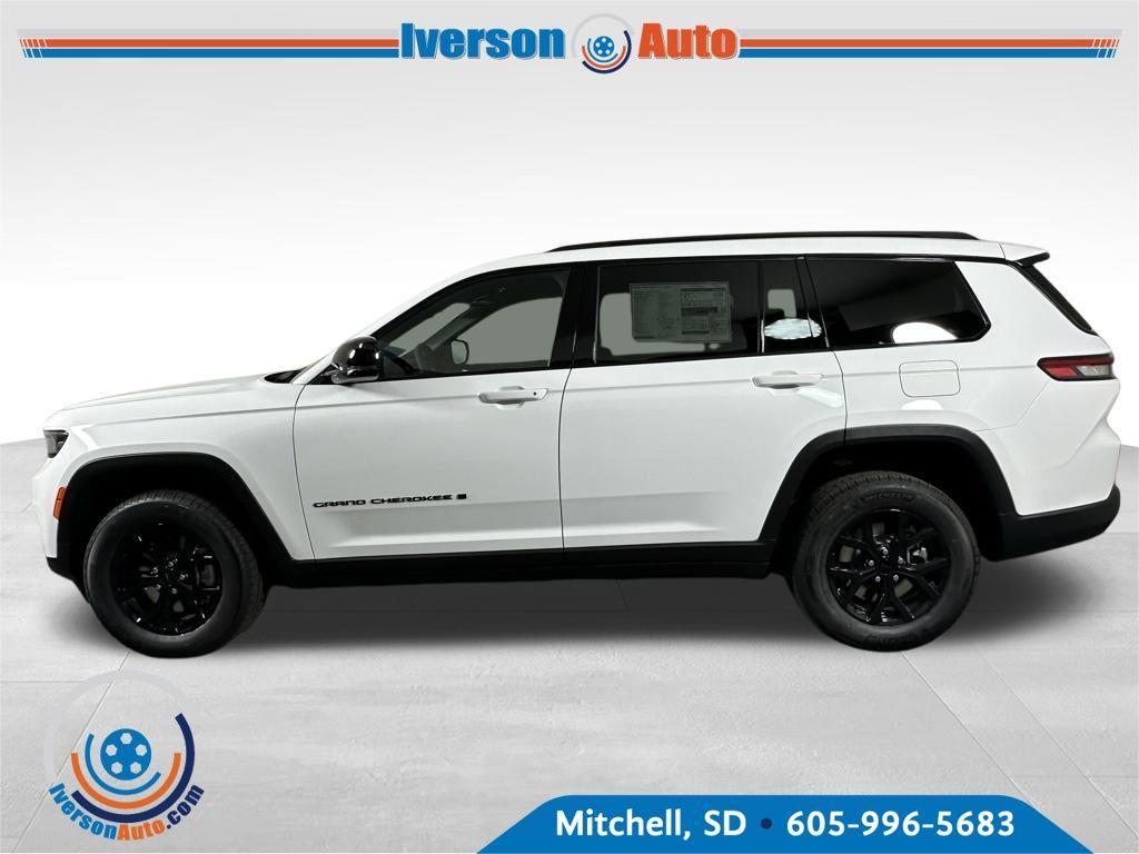 new 2025 Jeep Grand Cherokee L car, priced at $41,556
