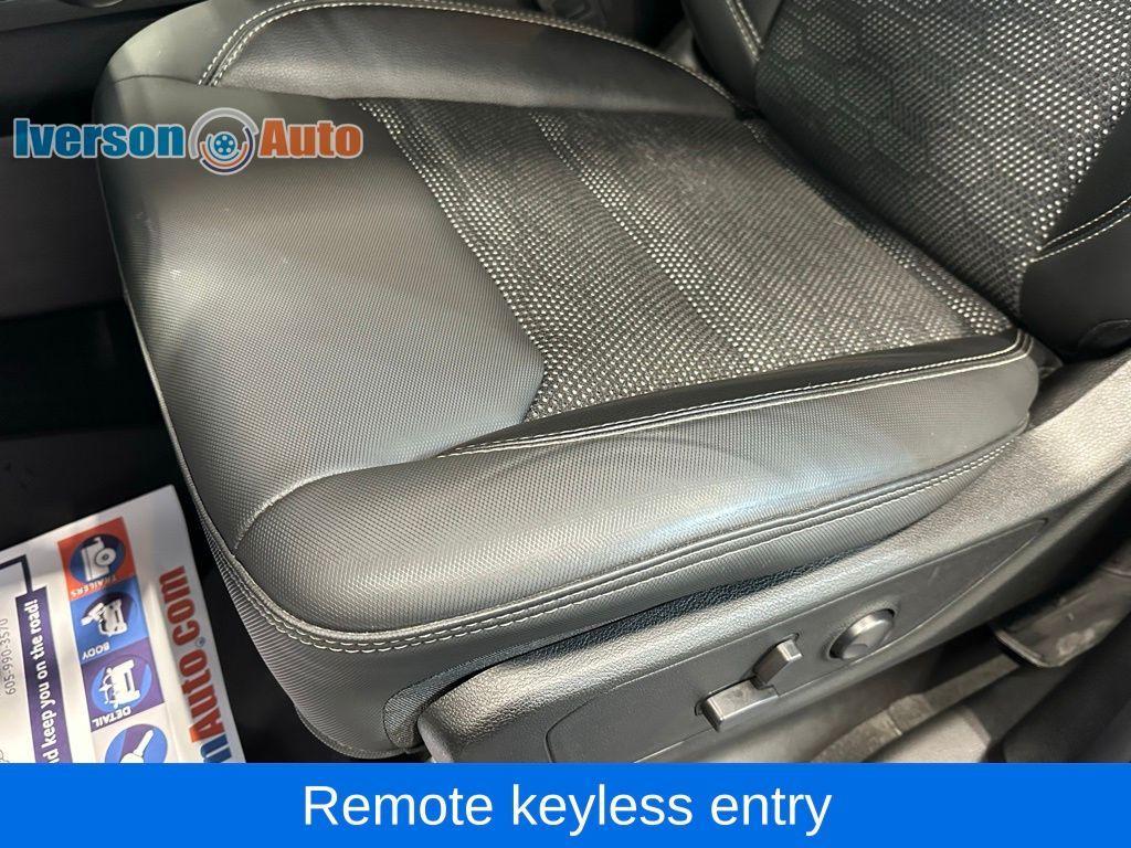 used 2022 Ram 1500 car, priced at $38,795