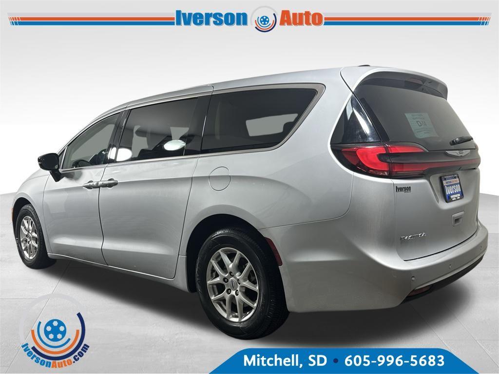 used 2024 Chrysler Pacifica car, priced at $30,495