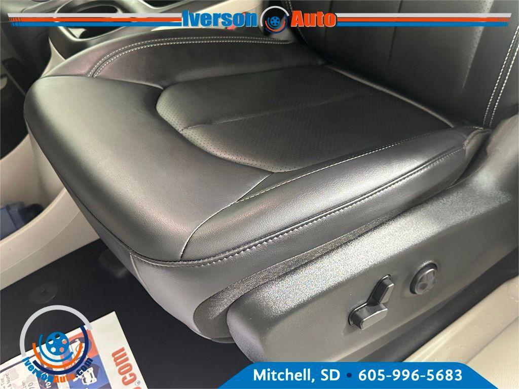 used 2024 Chrysler Pacifica car, priced at $30,495