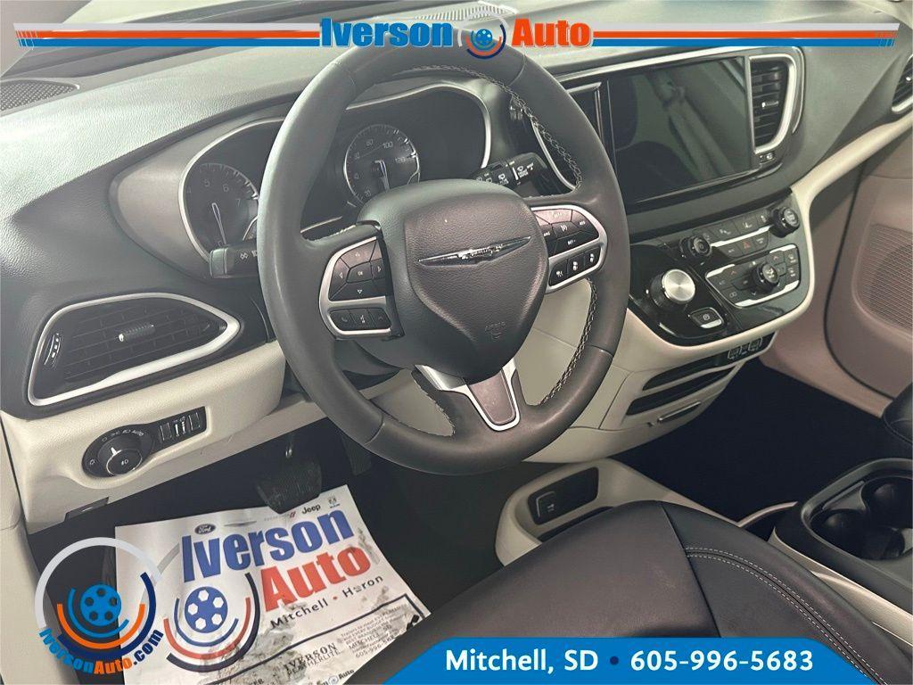 used 2024 Chrysler Pacifica car, priced at $30,495
