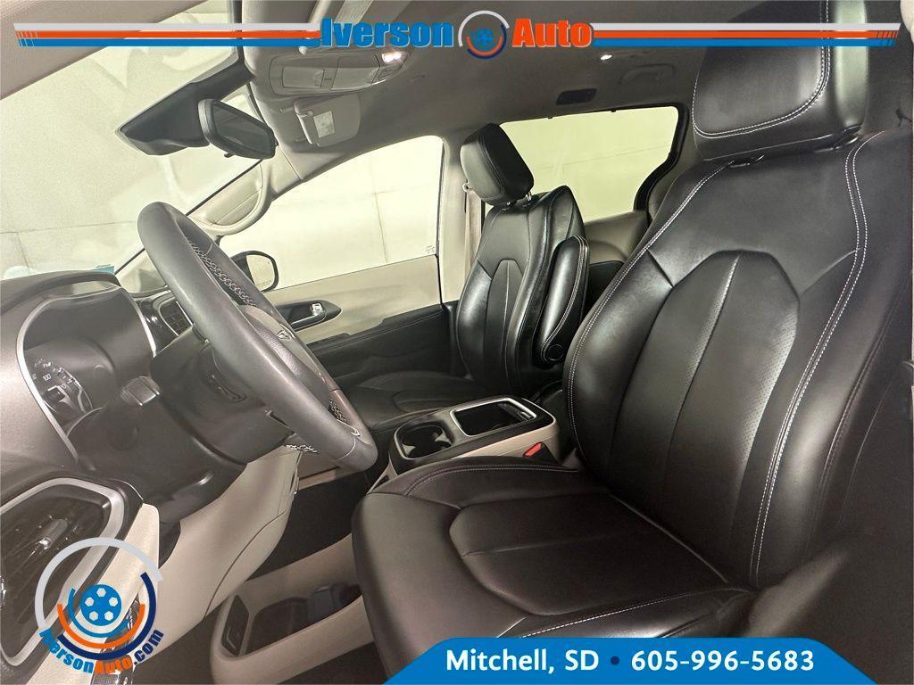 used 2024 Chrysler Pacifica car, priced at $30,495
